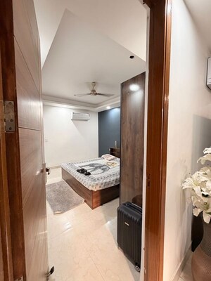 Room in 3 BHK Apartment at Mandi – for Sale