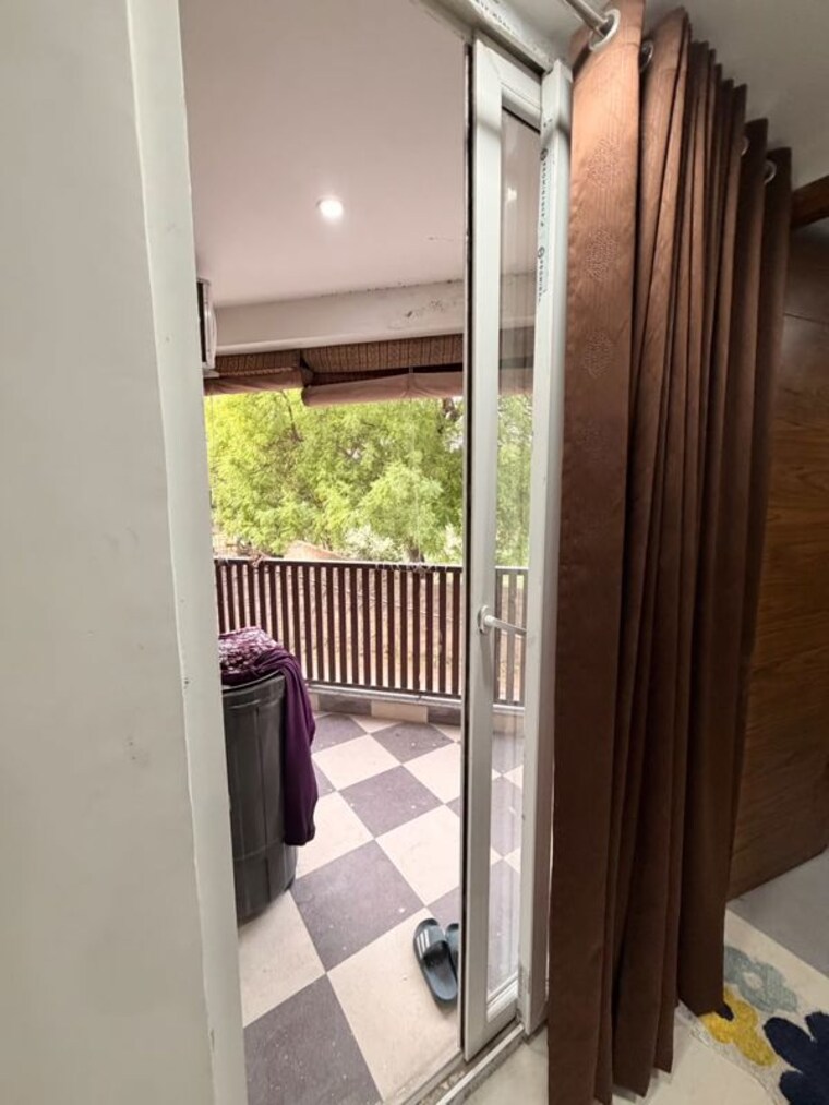 Balcony, mandi 3 Bedroom 1350 Sq.Ft. Apartment In Mandi Delhi 10537771