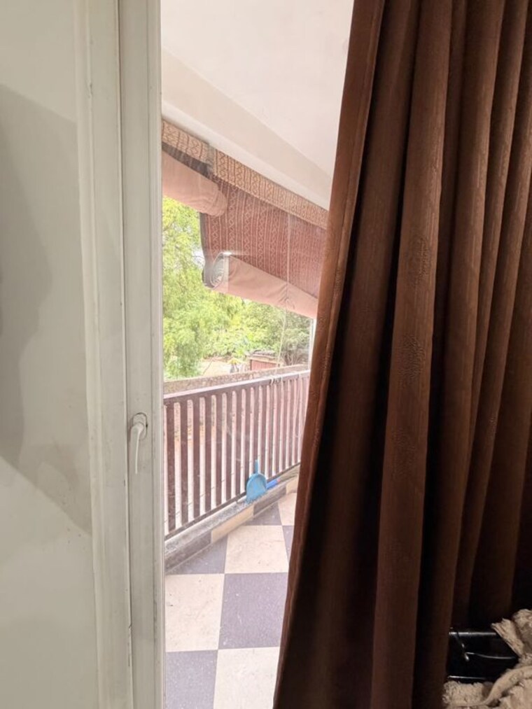 Balcony, mandi 3 Bedroom 1350 Sq.Ft. Apartment In Mandi Delhi 10537771