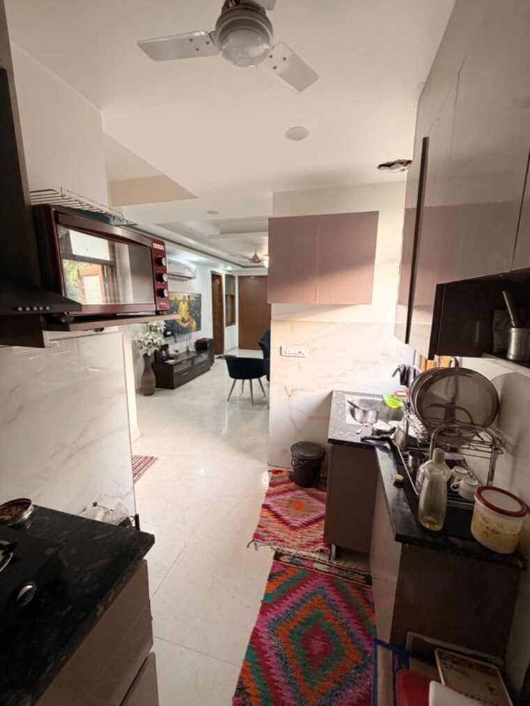 Living Room, mandi 3 Bedroom 1350 Sq.Ft. Apartment In Mandi Delhi 10537771