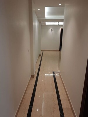 Building Lobby in 3 BHK Builder Floor at Lajpat Nagar 4 – for Rent