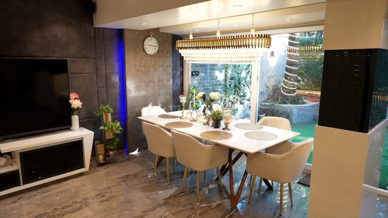 Dining area, hiranandani-gardens-eden-bungalows 3 Bedroom 1925 Sq.Ft. Apartment In Powai Mumbai 10535304