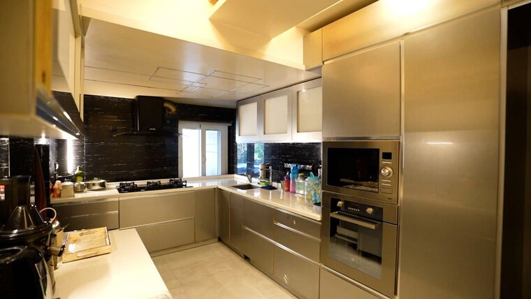Kitchen, hiranandani-gardens-eden-bungalows 3 Bedroom 1925 Sq.Ft. Apartment In Powai Mumbai 10535304