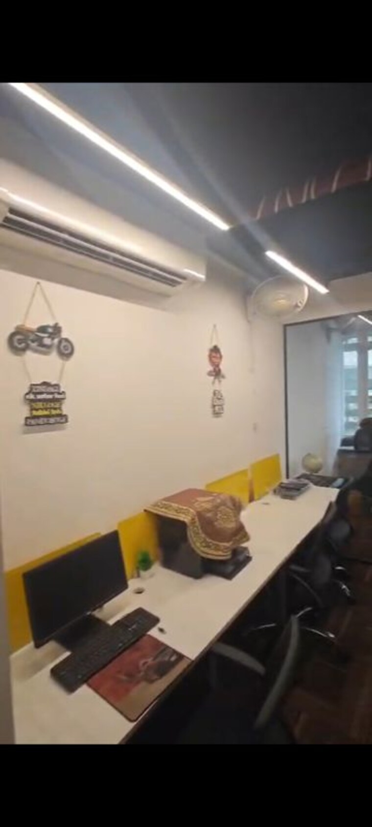 Living Room, bestfield Commercial Office Space 1000 Sq.Ft. In Netaji Subhash Place Delhi 10537841