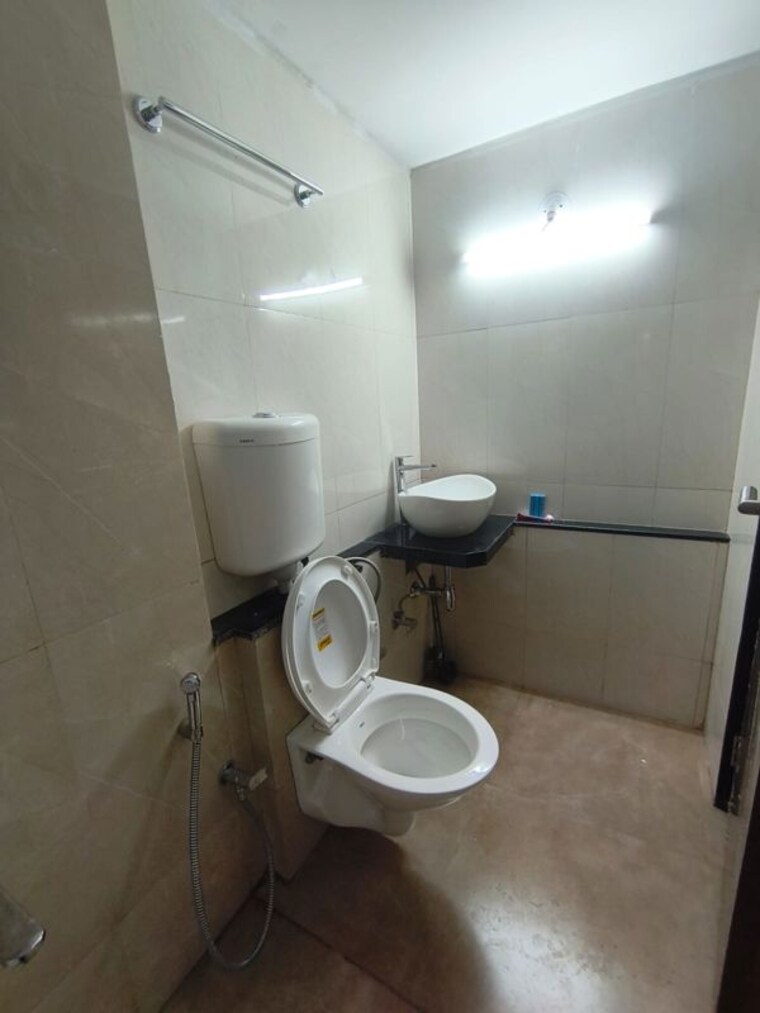 Bathroom, worli Pg For Boys & Girls In Worli 10536280
