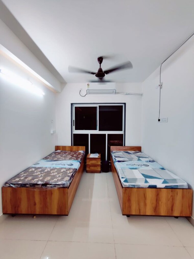 Bedroom, worli Pg For Boys & Girls In Worli 10536280