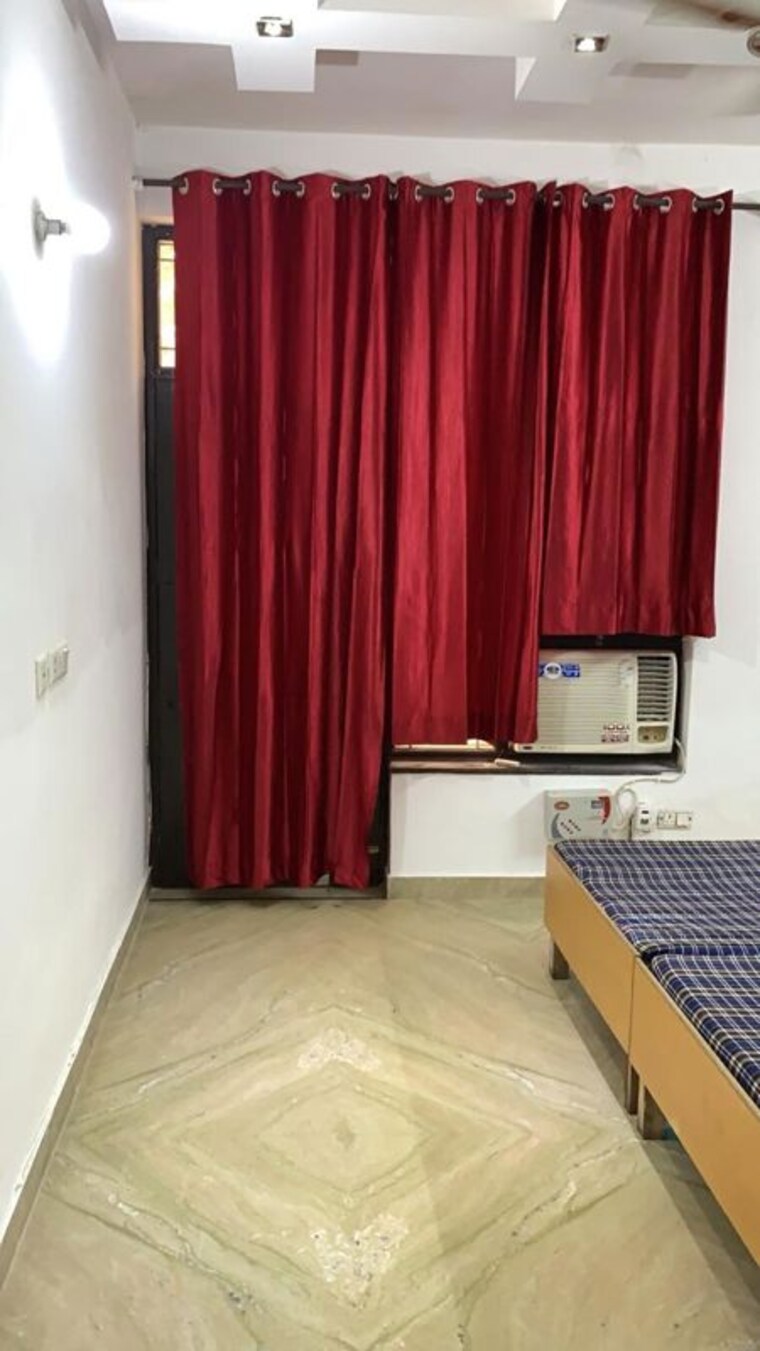 Bedroom, palam-vihar-residents-association 4 Bedroom 2200 Sq.Ft. Builder Floor In Palam Vihar Gurgaon 10537849