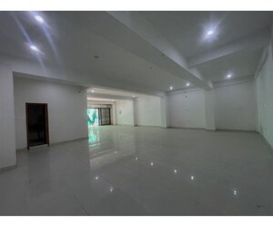  Showroom For Rent in Gomti Nagar