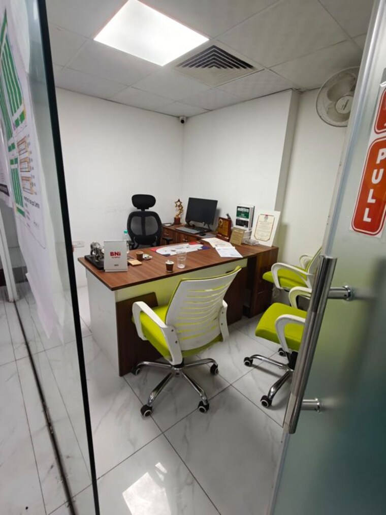 Team Area, sector 3 Commercial Office Space 2000 Sq.Ft. In Sector 3 Noida 10537872