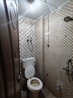 Bathroom in 1 BHK Builder Floor at Saket – for Rent