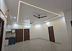Room in 3 BHK Apartment at Shri Ram Apartments Butler Colony, Butler Colony – for Rent