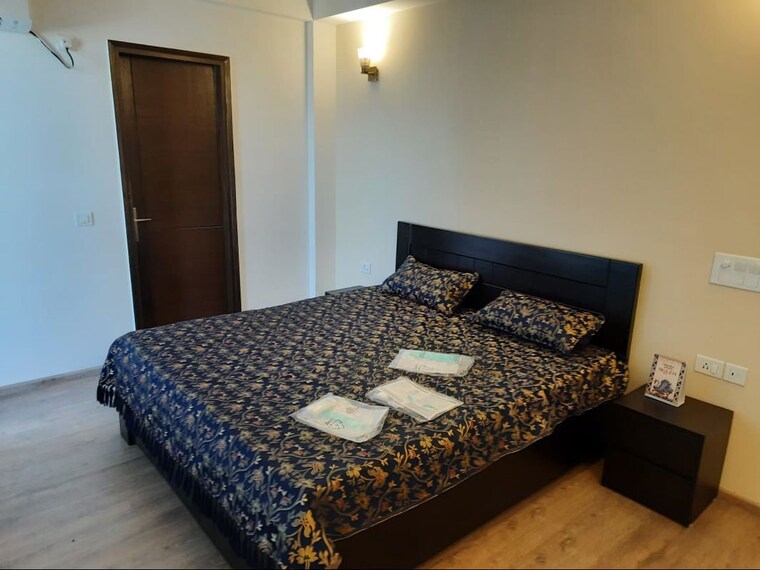 Bedroom, aba-cleo-county 3 Bedroom 1827 Sq.Ft. Apartment In Sector 121 Noida 10537912