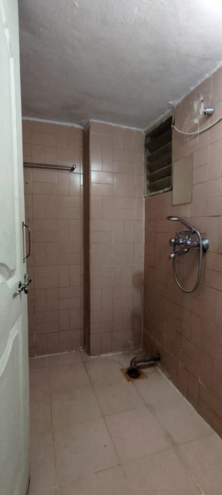 Bathroom, powai 1 Bedroom 650 Sq.Ft. Apartment In Powai Mumbai 10537929