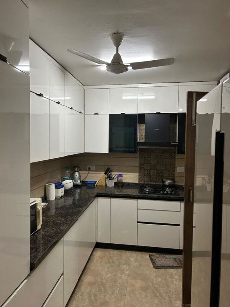 Kitchen, greater kailash ii 3 Bedroom 250 Sq.Yd. Builder Floor In Greater Kailash ii Delhi 10537934