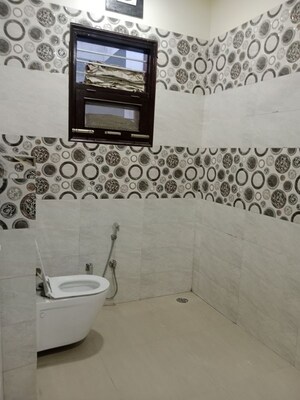 Bathroom in 2.5 BHK Builder Floor at Sector 18 – for Rent