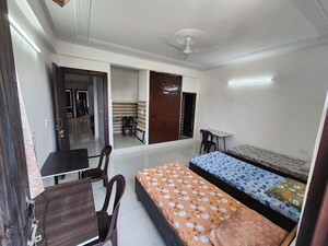 Bedroom in  Pg at Ansal Golf Links 1 – for Rent