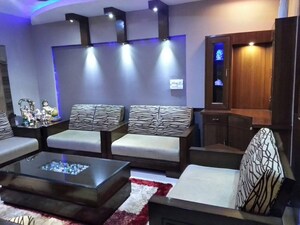 Living Room in 4 BHK Apartment at Sector 20 – for Rent