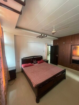 Bedroom in 3 BHK Apartment at Sector 20 – for Rent