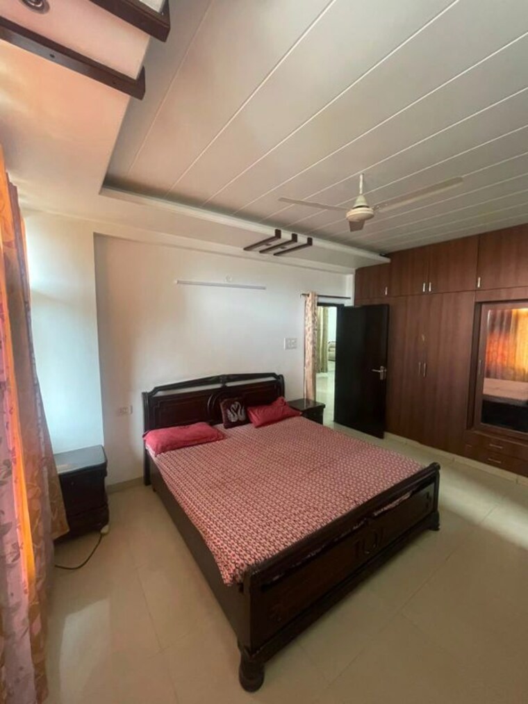 Bedroom, sector 20 3 Bedroom 2000 Sq.Ft. Apartment In Sector 20 Panchkula 10537966