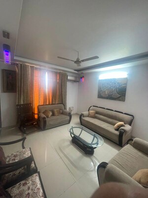 Living Room in 3 BHK Apartment at Sector 20 – for Rent