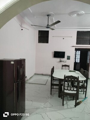 Team Area in 2 BHK Builder Floor at Vishesh Khand, Gomti Nagar – for Rent