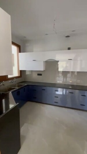 Kitchen in 4 BHK Independent House at Sector 26 – for Rent