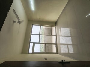 Room in 2 BHK Apartment at Pyramid Midtown, Sector 59 – for Rent
