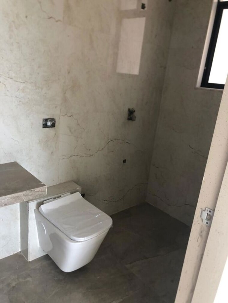 Bathroom, raheja-interface-heights 2 Bedroom 750 Sq.Ft. Apartment In Malad West Mumbai 10538007
