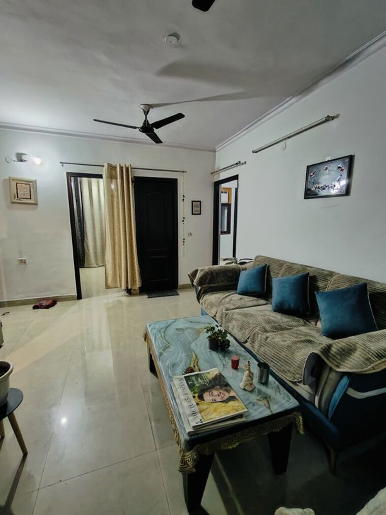 Living Room, shree-energy-classic-residency 2 Bedroom 920 Sq.Ft. Apartment In Raj Nagar Extension Ghaziabad 10538032