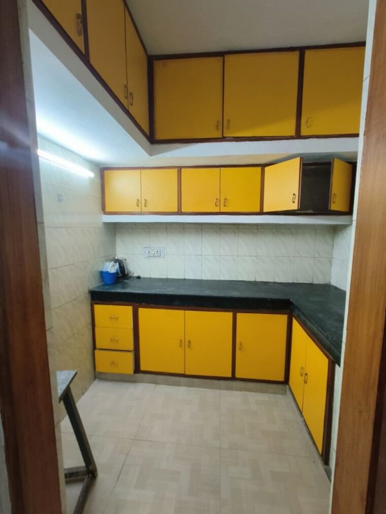 Kitchen, east of kailash 2 Bedroom 1000 Sq.Ft. Builder Floor In East Of Kailash Delhi 10538031