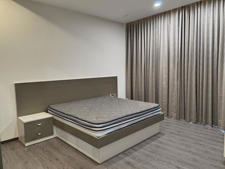 Bedroom, lodha-bellezza-sky-villas 3 Bedroom 3178 Sq.Ft. Apartment In Kukatpally Hyderabad 10538078