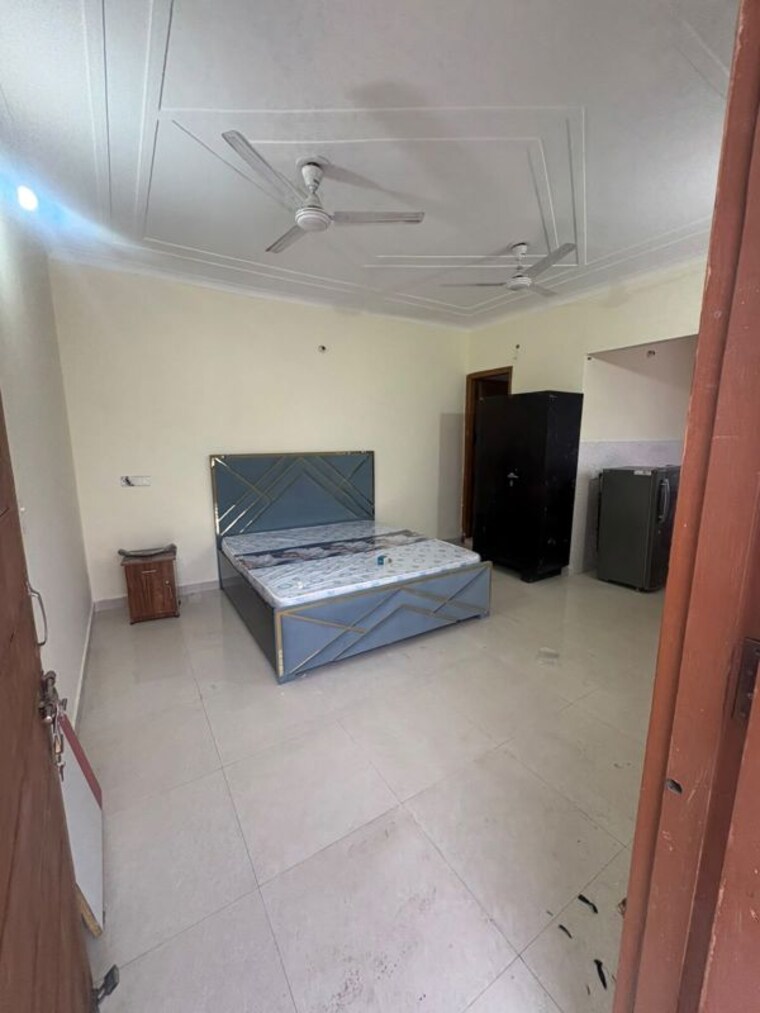 Bathroom, unitech-uniworld-gardens-2 3 Bedroom 1350 Sq.Ft. Apartment In Sector 47 Gurgaon 10538077