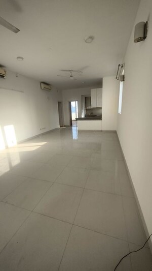 Room in 2 BHK Builder Floor at Alphacorp Gurgaon One 22, Sector 22 – for Rent