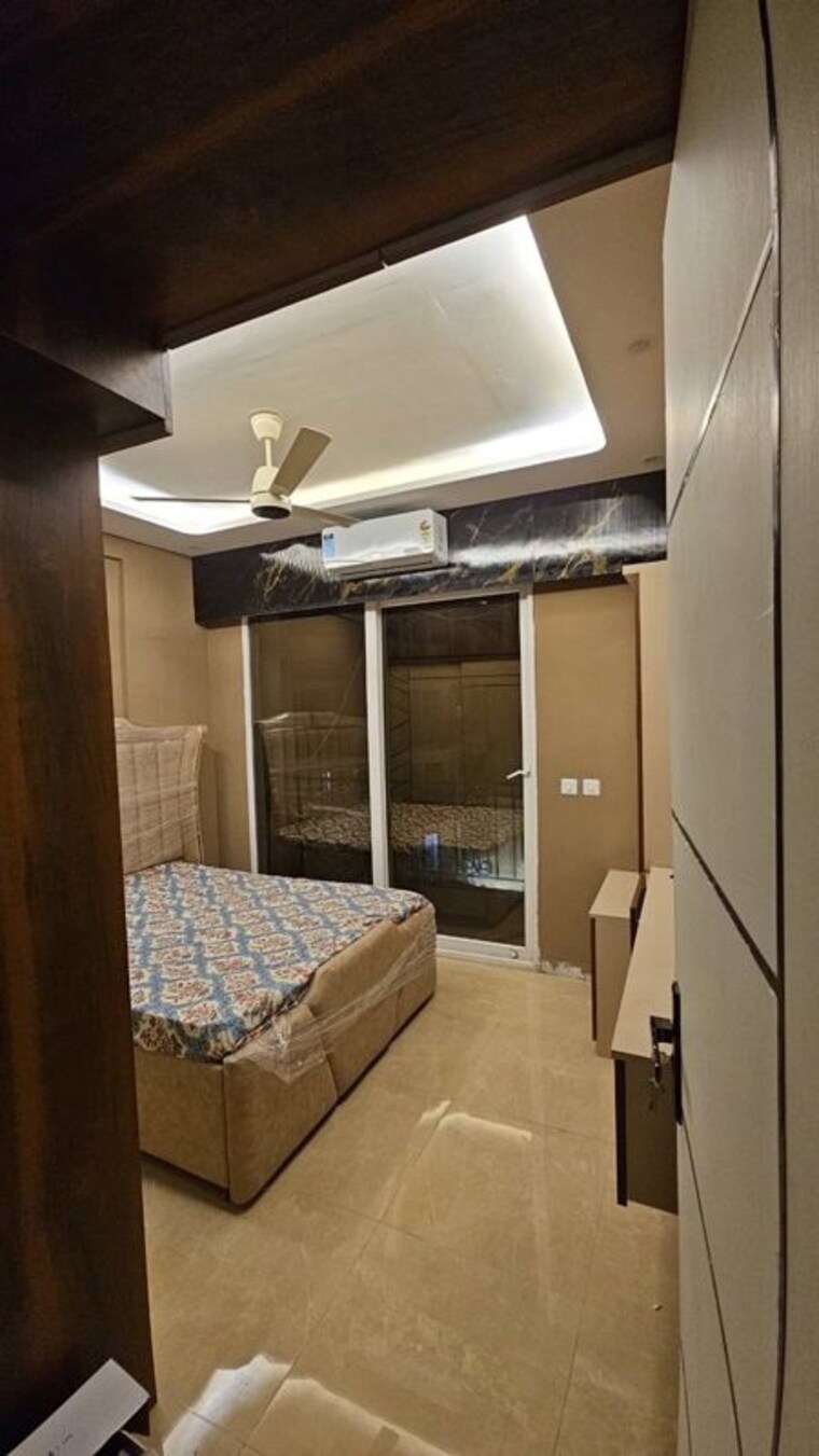 Team Area, signature-global-park 2 Bedroom 822 Sq.Ft. Apartment In Sohna Sector 36 Gurgaon 10538059