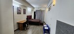 1 BHK 460 Sq.Ft. Builder Floor in Gaur Runway Suites