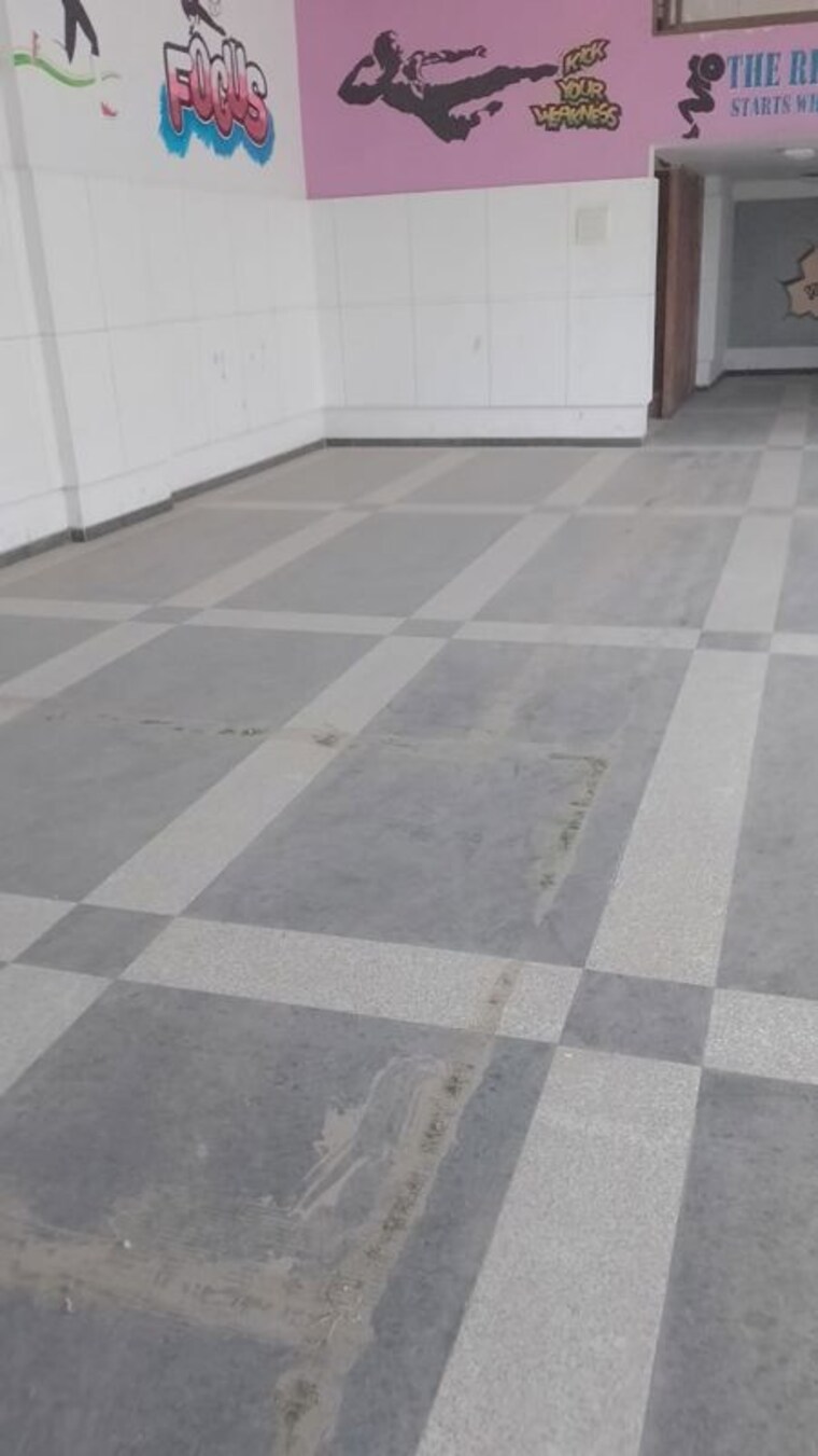 Balcony, sierra-harmony Commercial Office Space 4500 Sq.Ft. In Kamothe Sector 20 Navi Mumbai 10538179