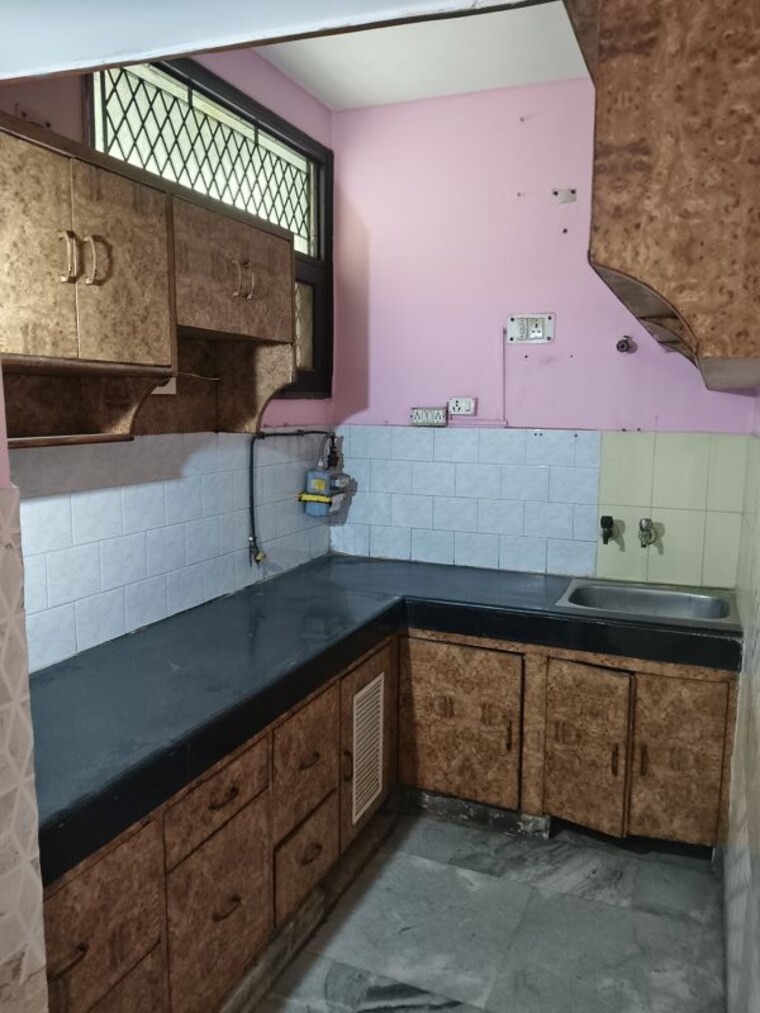 Kitchen, purvanchal-panchahuli 2 Bedroom 750 Sq.Ft. Apartment In Sector 61 Noida 10538194