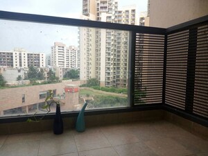 Balcony in 3 BHK Builder Floor at Ansal Plaza Sector-23, Sector 23 – for Rent