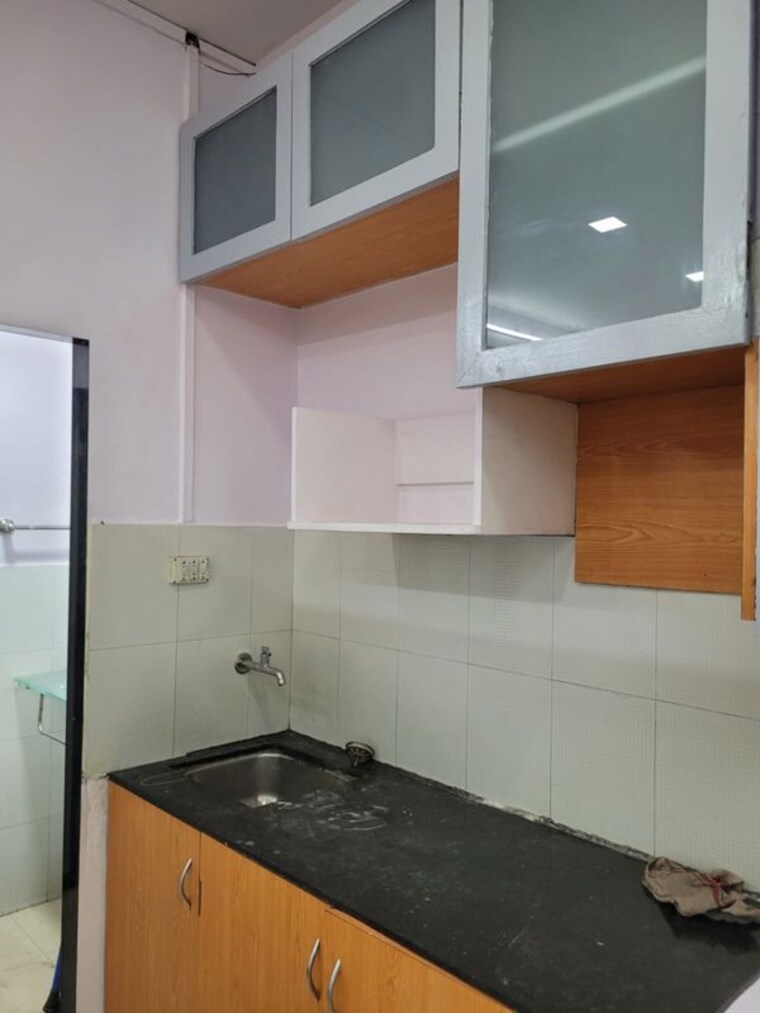 Kitchen, gajra-g-square-business-park Commercial Office Space 950 Sq.Ft. In Vashi Sector 30a Navi Mumbai 10538177