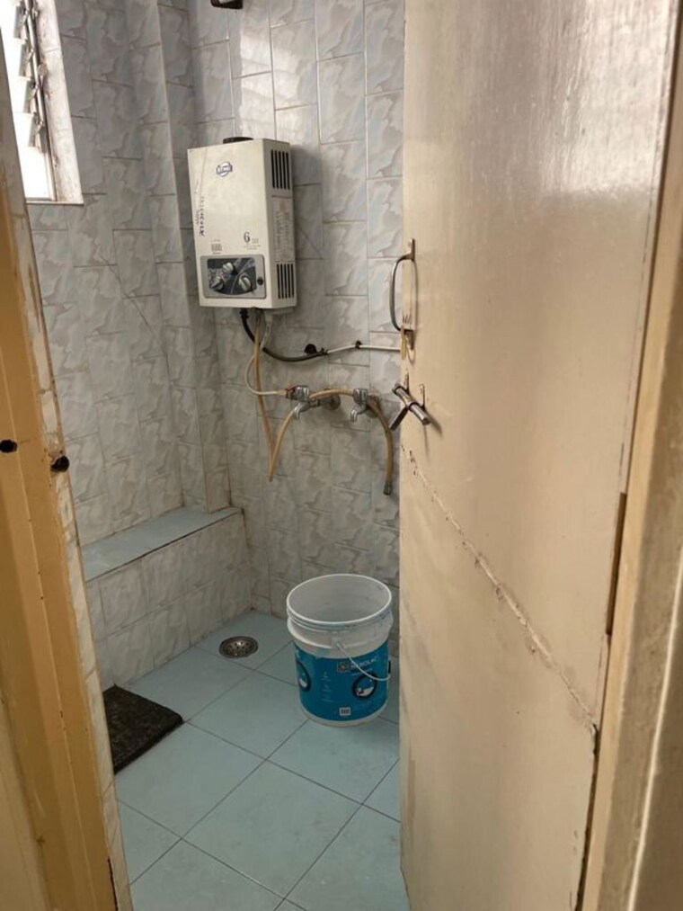 Bathroom, kingsway camp Pg For Boys & Girls In Kingsway Camp 10538238
