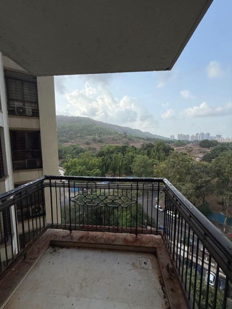 Balcony, siddhachal-apartment-8 3 Bedroom 1100 Sq.Ft. Apartment In Vasant Vihar Thane 10538244