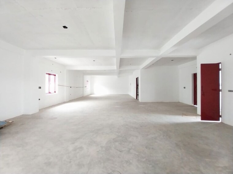 Room, kasna-industrial-area Commercial Warehouse 9000 Sq.Ft. In Kasna Greater Noida 10538256
