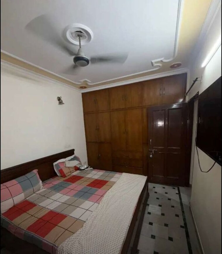 Room, sector 49 3 Bedroom 950 Sq.Ft. Builder Floor In Sector 49 Chandigarh 10538283