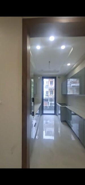 Building Lobby in 3 BHK Builder Floor at Parklands, Sector 85 – for Rent