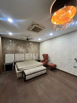 Furnished Amenities in 6 BHK Villa at Dasnac The Jewel, Sector 75 – for Rent