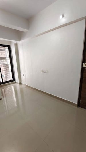 Room in 1 BHK Apartment at Majiwada – for Sale