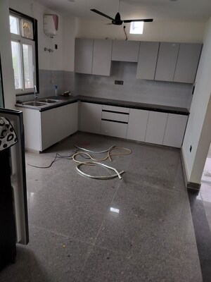 Kitchen in 3 BHK Builder Floor at Unitech Uniworld Resorts-The Residences, Sector 33 – for Rent
