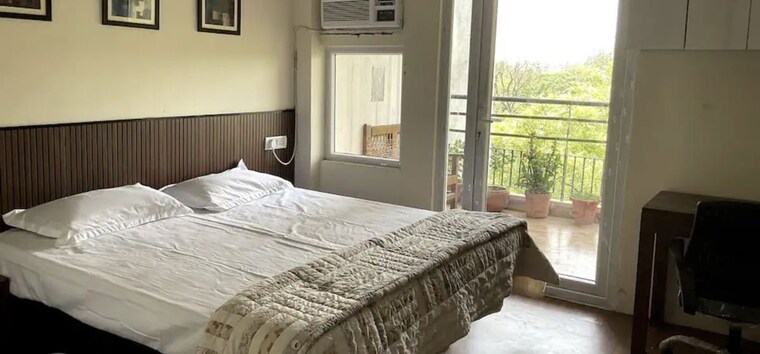 Bedroom, wave-city 1 Bedroom 580 Sq.Ft. Apartment In Wave City Ghaziabad 10538323