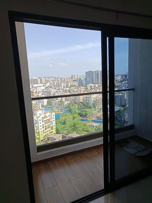 Room in 2 BHK Apartment at Duville Riverdale Grove, Kharadi – for Rent