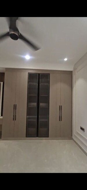 Building Lobby in 3 BHK Builder Floor at Parklands, Sector 85 – for Sale